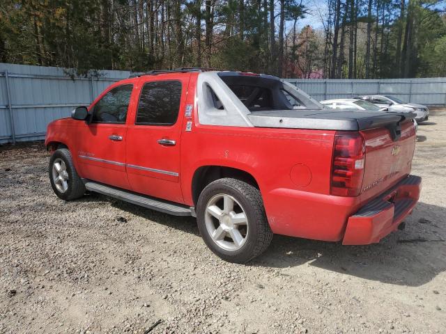 3GNMCGE04CG127965 - 2012 CHEVROLET AVALANCHE LTZ RED photo 2