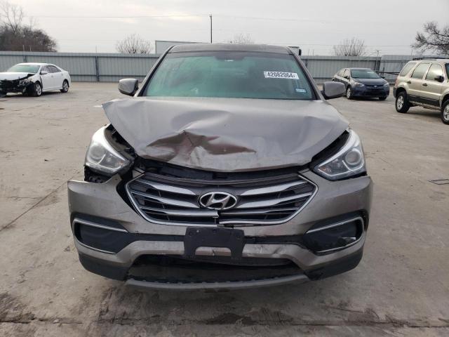 5XYZT3LB5JG565398 - 2018 HYUNDAI SANTA FE S TAN photo 5