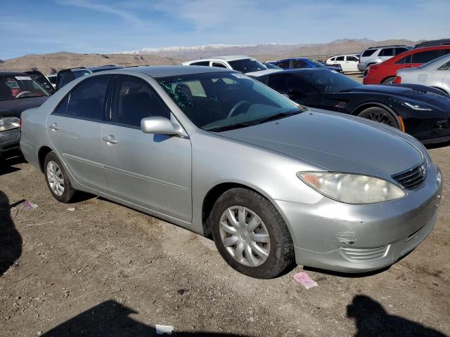 4T1BE32K35U071652 - 2005 TOYOTA CAMRY LE SILVER photo 4