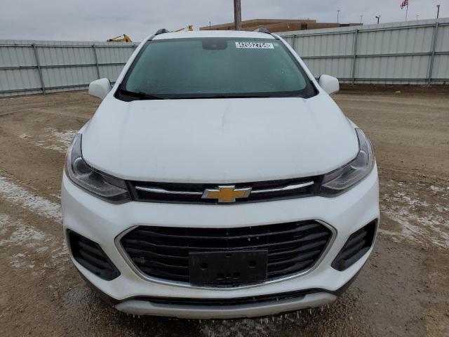 3GNCJPSB0JL417051 - 2018 CHEVROLET TRAX 1LT WHITE photo 5