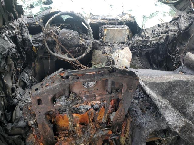 1V2DC2CA1MC219139 - 2021 VOLKSWAGEN ATLAS CROS SE BLACK photo 8