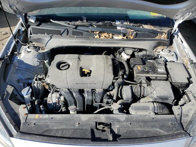 3KPF24AD0KE103829 - 2019 KIA FORTE FE SILVER photo 11