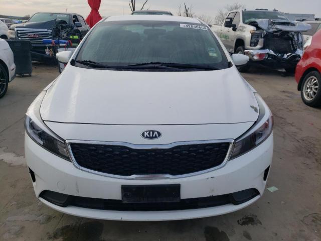 3KPFL4A74HE076876 - 2017 KIA FORTE LX WHITE photo 5