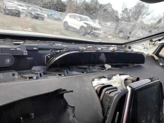 JTDKARFP8K3119169 - 2019 TOYOTA PRIUS PRIM 白色 照片 9