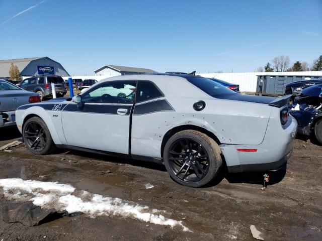 2C3CDZFJ6NH104148 - 2022 DODGE CHALLENGER R/T SCAT PACK GRAY photo 2
