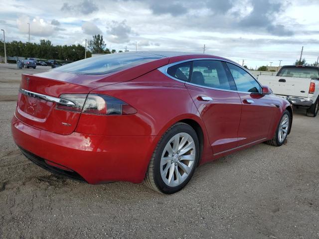 5YJSA1E22JF295787 - 2018 TESLA MODEL S RED photo 3