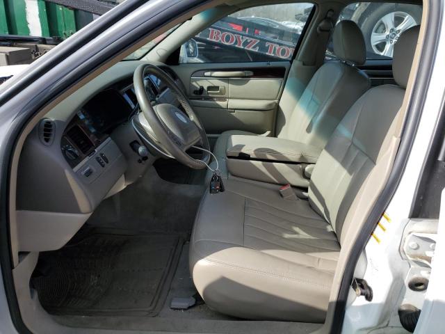 1LNHM81W54Y659770 - 2004 LINCOLN TOWN CAR EXECUTIVE WHITE photo 7