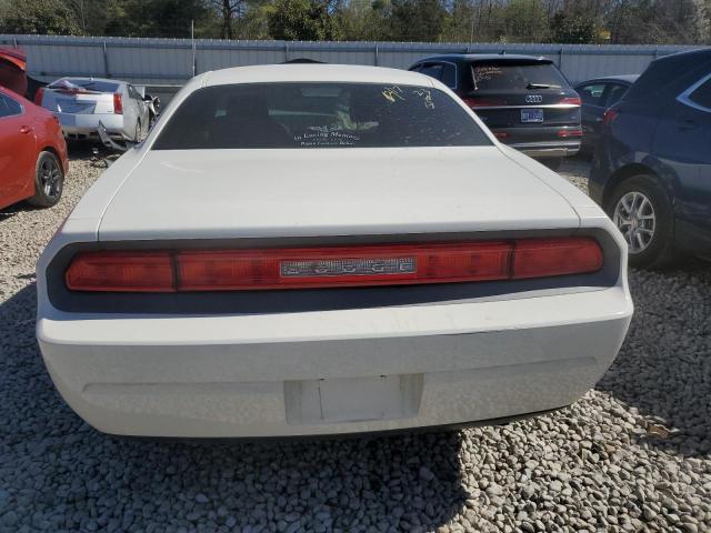 2B3CJ4DV7AH179384 - 2010 DODGE CHALLENGER SE WHITE photo 6