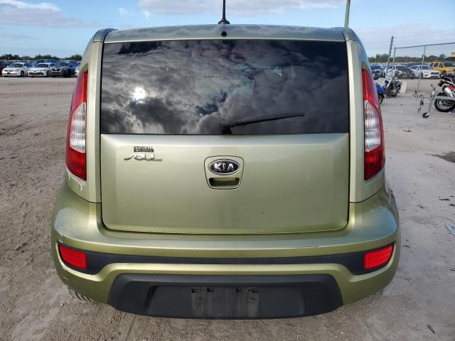 KNDJT2A56C7468733 - 2012 KIA SOUL GREEN photo 6