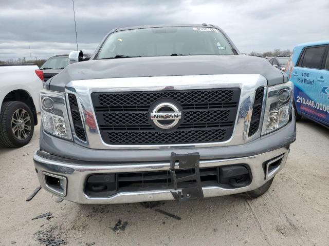 1N6AA1E52HN514455 - 2017 NISSAN TITAN SV GRAY photo 5