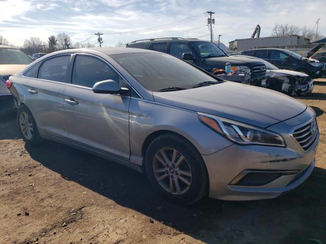 5NPE24AF7GH311822 - 2016 HYUNDAI SONATA SE SILVER photo 4