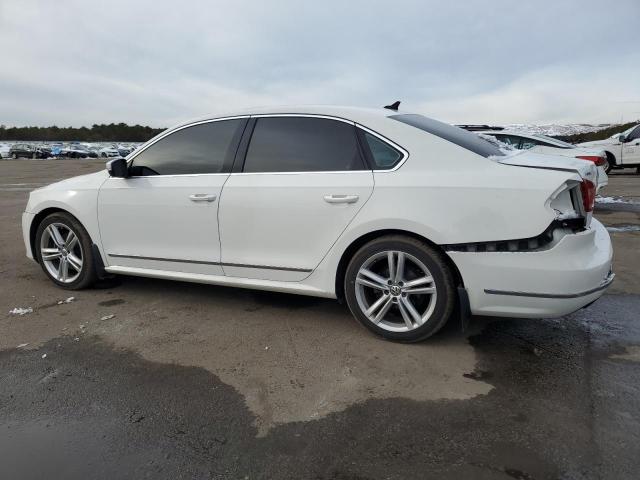 1VWBT7A30FC054758 - 2015 VOLKSWAGEN PASSAT SE WHITE photo 2