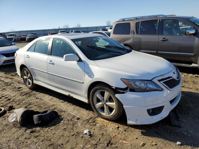 4T1BF3EK9BU711545 - 2011 TOYOTA CAMRY BASE WHITE photo 4