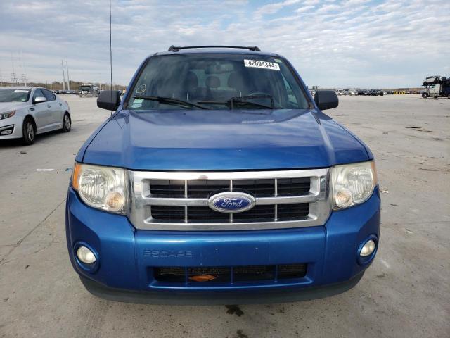 1FMCU9DG8CKB64680 - 2012 FORD ESCAPE XLT BLUE photo 5