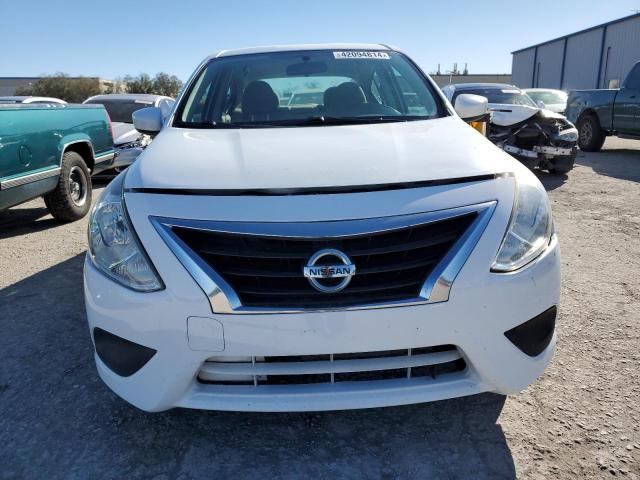 3N1CN7AP9GL827840 - 2016 NISSAN VERSA S WHITE photo 5