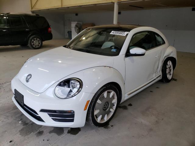 3VWFD7AT3KM703900 - 2019 VOLKSWAGEN BEETLE S WHITE photo 1