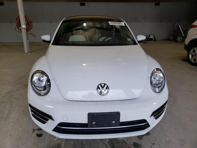 3VWFD7AT3KM703900 - 2019 VOLKSWAGEN BEETLE S WHITE photo 5