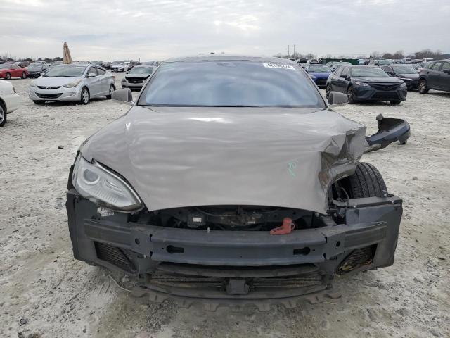 5YJSA1E26FF103357 - 2015 TESLA MODEL S თაფლისფერი ფოტო 5