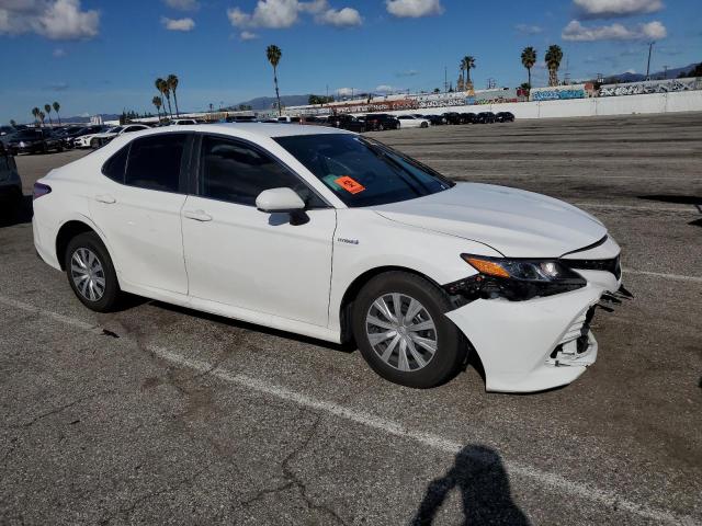 4T1C31AK1LU525233 - 2020 TOYOTA CAMRY LE WHITE photo 4