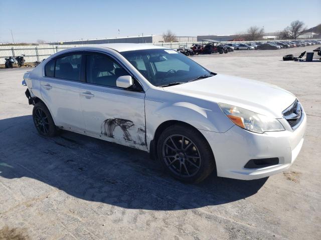 4S3BMCC67C3027908 - 2012 SUBARU LEGACY 2.5I PREMIUM WHITE photo 4