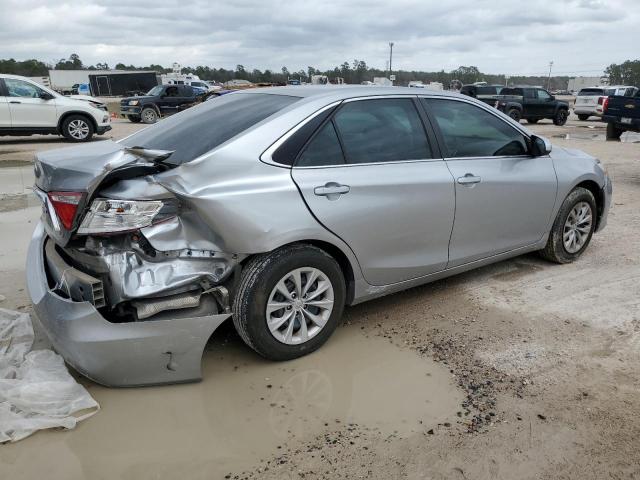 4T4BF1FK2FR515980 - 2015 TOYOTA CAMRY LE SILVER photo 3