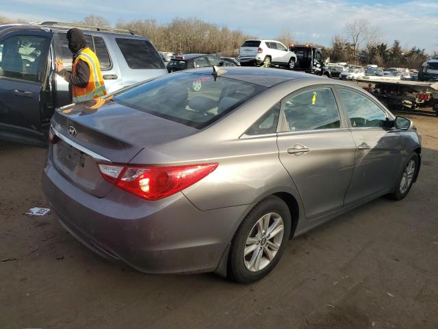 5NPEB4AC7BH124868 - 2011 HYUNDAI SONATA GLS GRAY photo 3