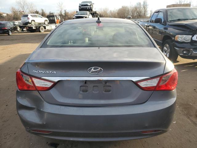 5NPEB4AC7BH124868 - 2011 HYUNDAI SONATA GLS GRAY photo 6