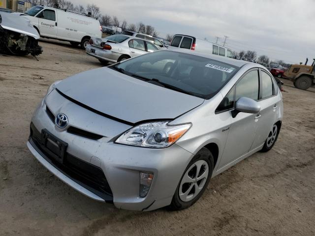 JTDKN3DU4F1922458 - 2015 TOYOTA PRIUS SILVER photo 1