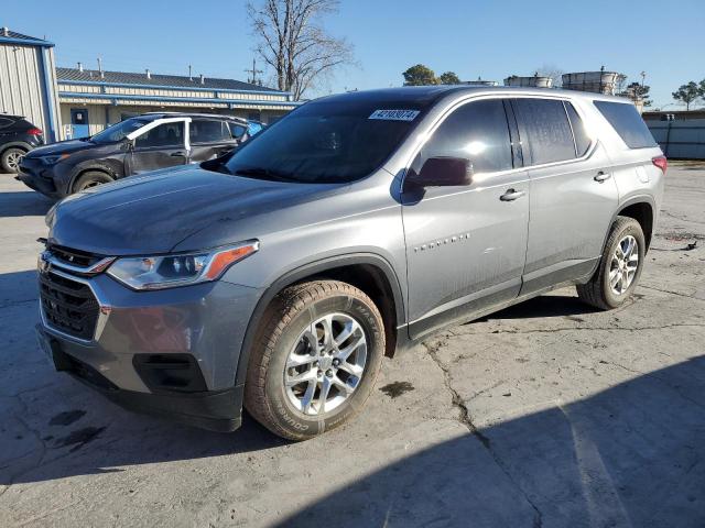 1GNERFKW2JJ255204 - 2018 CHEVROLET TRAVERSE LS GRAY photo 1