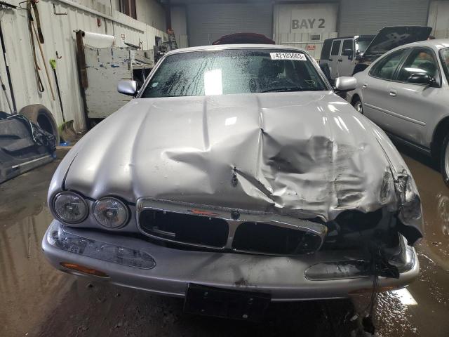 SAJDA14C13LF57838 - 2003 JAGUAR XJ8 SILVER photo 5