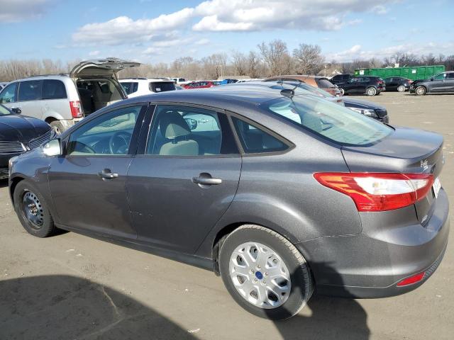 1FAHP3F29CL469511 - 2012 FORD FOCUS SE SILVER photo 2