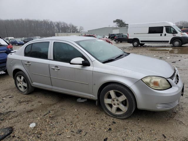 1G1AL58F887201562 - 2008 CHEVROLET COBALT LT SILVER photo 4