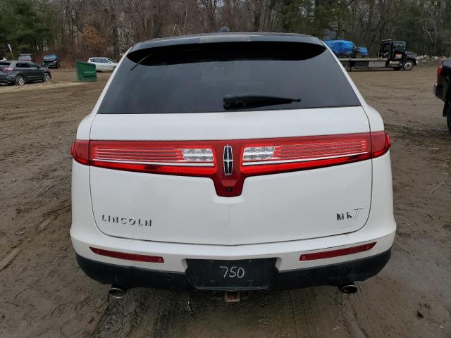 2LMHJ5ATXJBL00750 - 2018 LINCOLN MKT WHITE photo 6