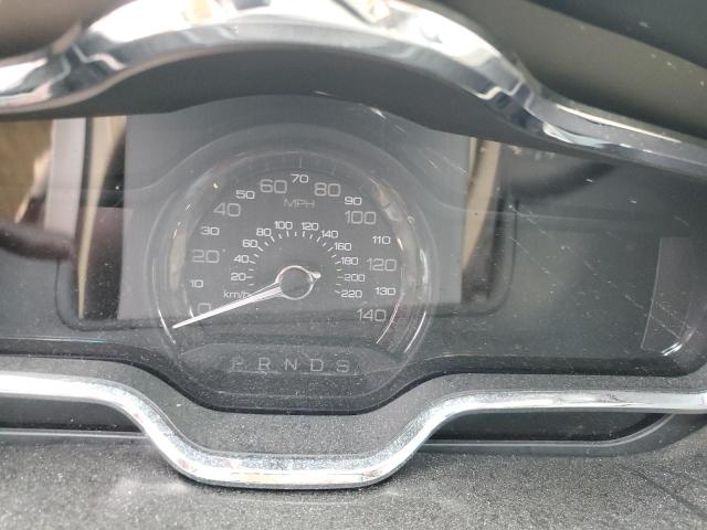 2LMHJ5ATXJBL00750 - 2018 LINCOLN MKT WHITE photo 9