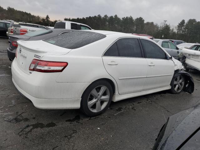 4T1BF3EK1BU599646 - 2011 TOYOTA CAMRY BASE WHITE photo 3