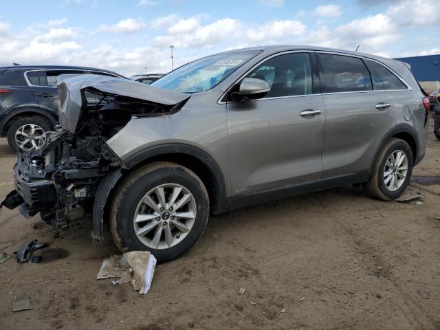 5XYPGDA32KG461420 - 2019 KIA SORENTO L SILVER photo 1