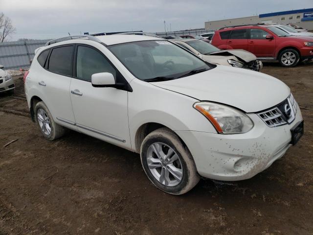 JN8AS5MV0CW385132 - 2012 NISSAN ROGUE S WHITE photo 4