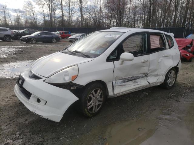 JHMGD38637S037019 - 2007 HONDA FIT S WHITE photo 1