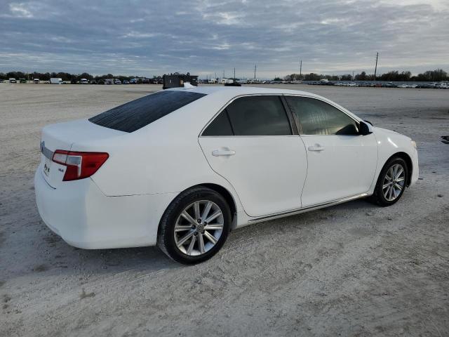 4T1BK1FK2CU511140 - 2012 TOYOTA CAMRY SE WHITE photo 3