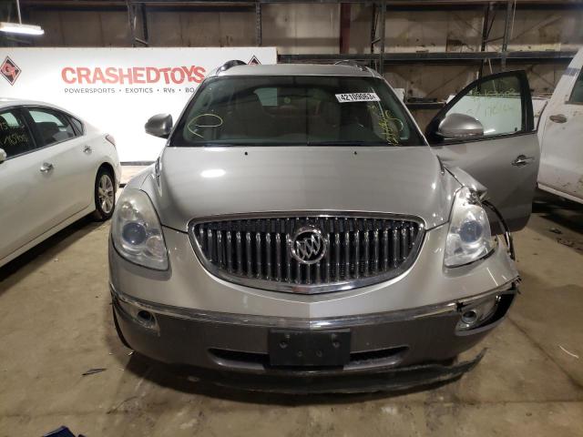 5GAEV23728J275288 - 2008 BUICK ENCLAVE CXL SILVER photo 5