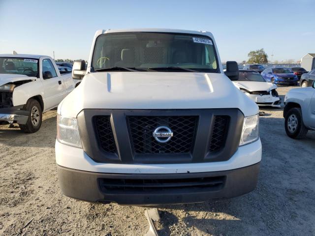 1N6BF0KL2EN107475 - 2014 NISSAN NV 1500 WHITE photo 5