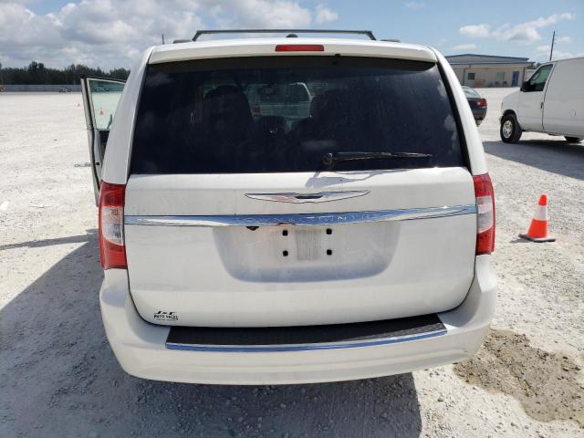 2C4RC1BG0DR557775 - 2013 CHRYSLER TOWN & COU TOURING თეთრი ფოტო 6