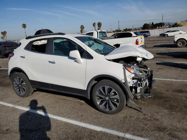 KL4CJESM2MB372211 - 2021 BUICK ENCORE PRE WHITE photo 4