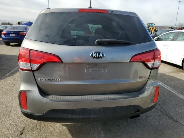 5XYKT3A60FG629233 - 2015 KIA SORENTO LX GRAY photo 6