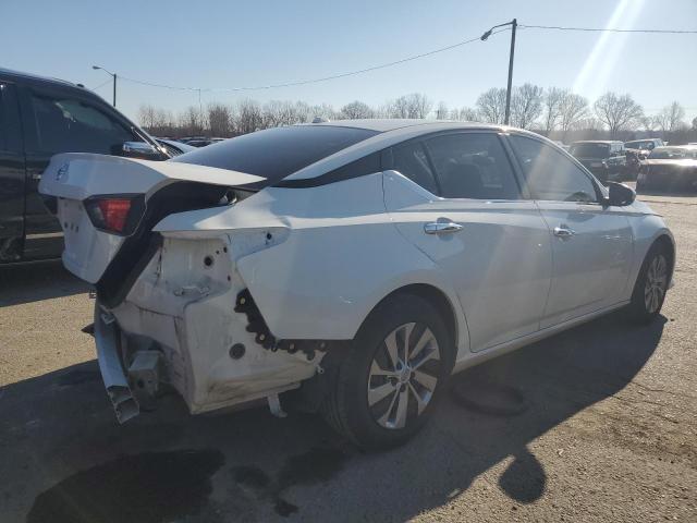 1N4BL4BVXKC154951 - 2019 NISSAN ALTIMA S WHITE photo 3