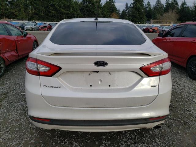 3FA6P0H71FR128558 - 2015 FORD FUSION SE WHITE photo 6