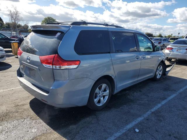 5TDKK3DC6BS066061 - 2011 TOYOTA SIENNA LE SILVER photo 3