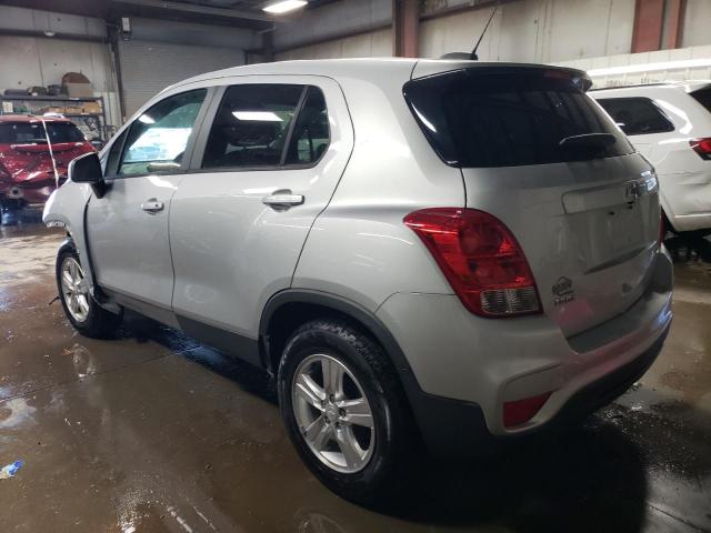 3GNCJKSB3KL235123 - 2019 CHEVROLET TRAX LS SILVER photo 2