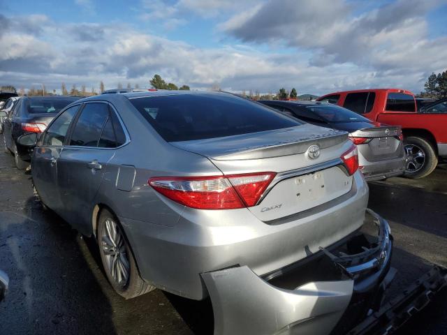 4T1BF1FK9FU075668 - 2015 TOYOTA CAMRY LE GRAY photo 2