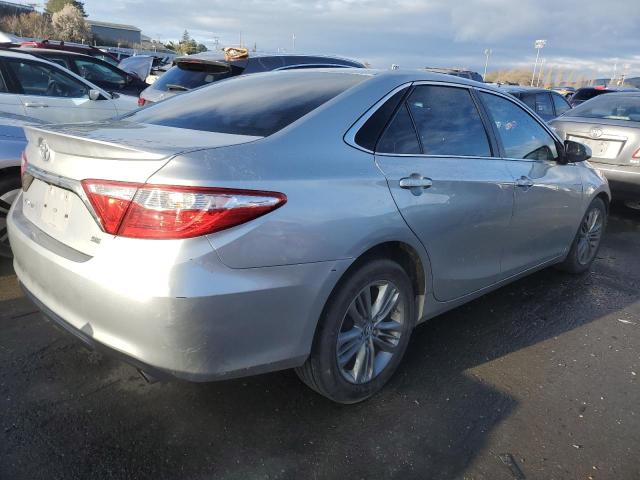 4T1BF1FK9FU075668 - 2015 TOYOTA CAMRY LE GRAY photo 3